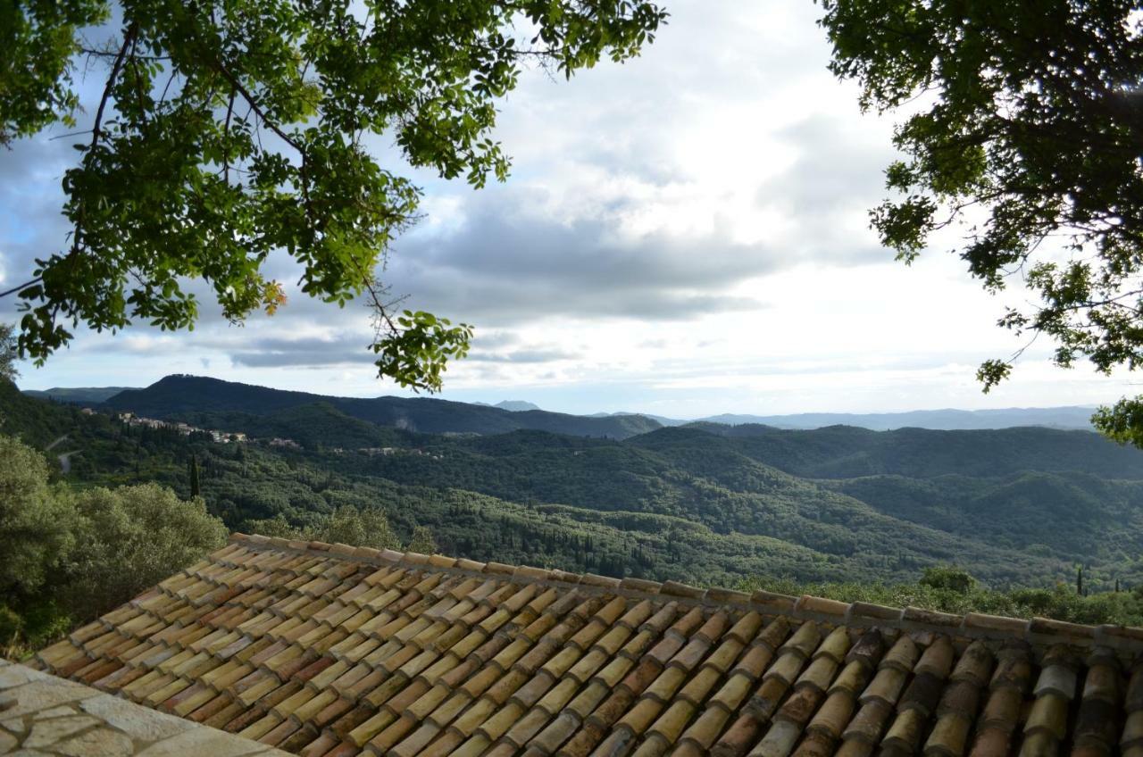 Castelli Olive Press Guest House Acharavi  Luaran gambar