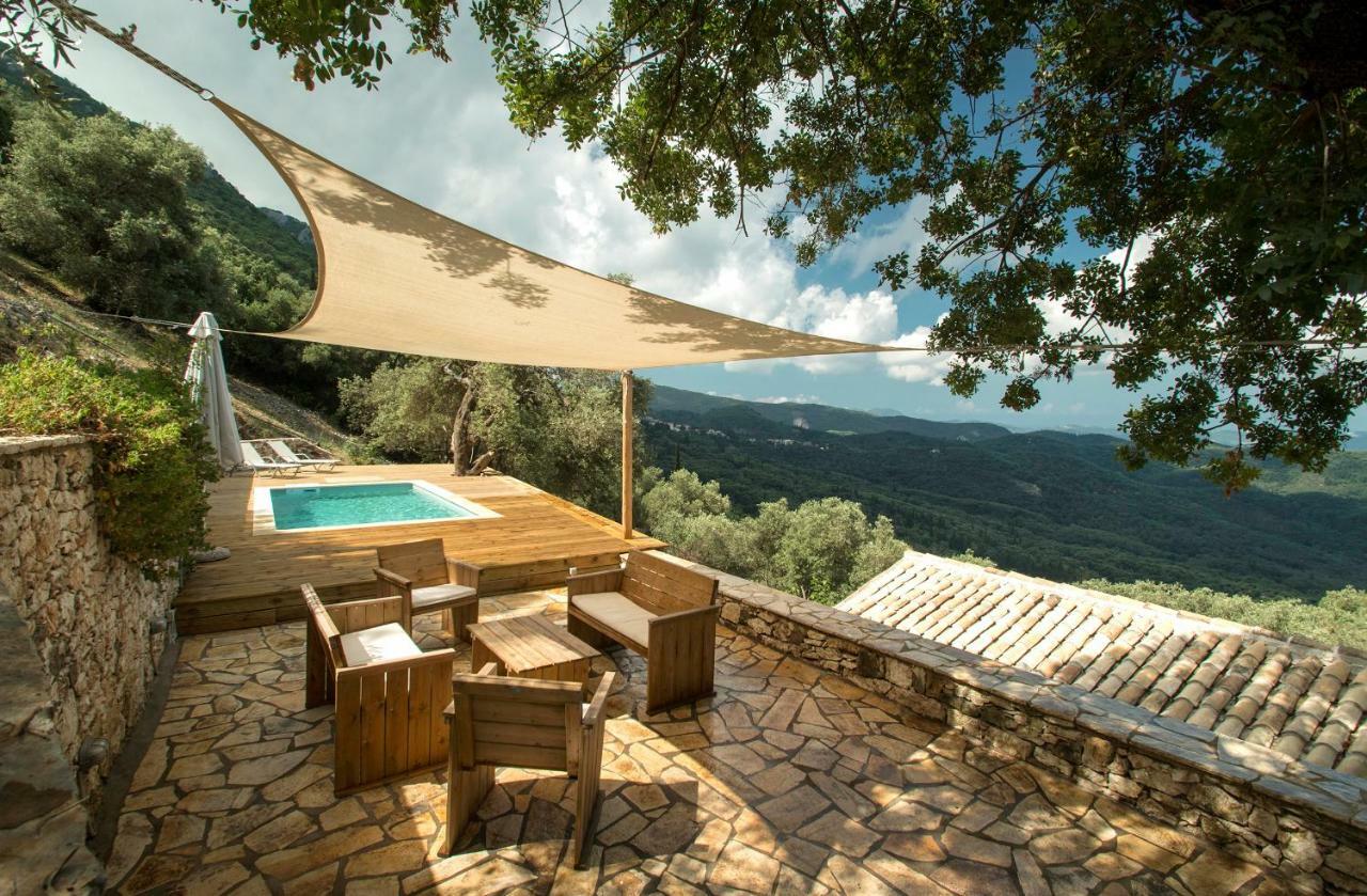 Castelli Olive Press Guest House Acharavi  Luaran gambar