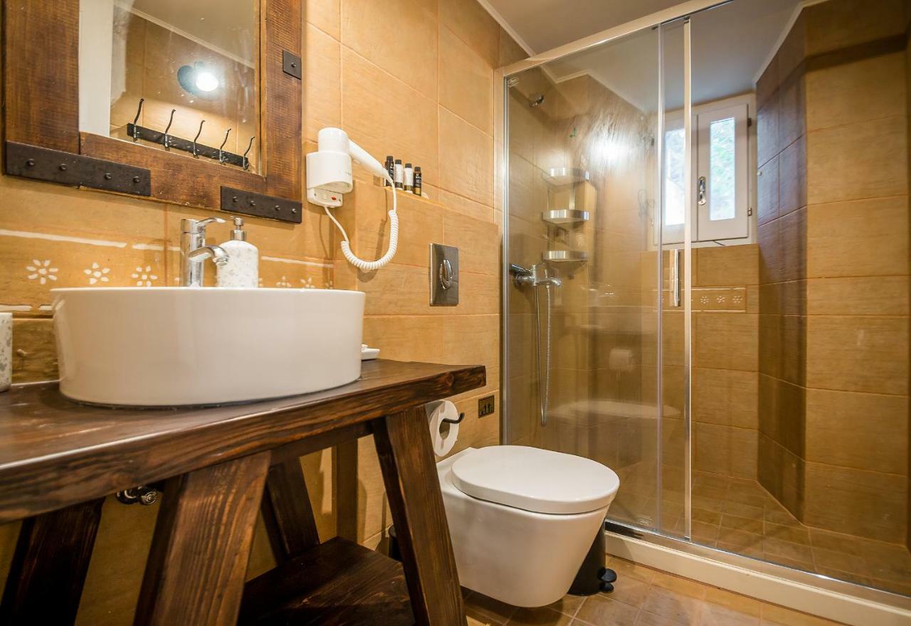 Castelli Olive Press Guest House Acharavi  Luaran gambar
